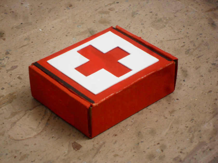 Botiquin de primeros auxilios basico